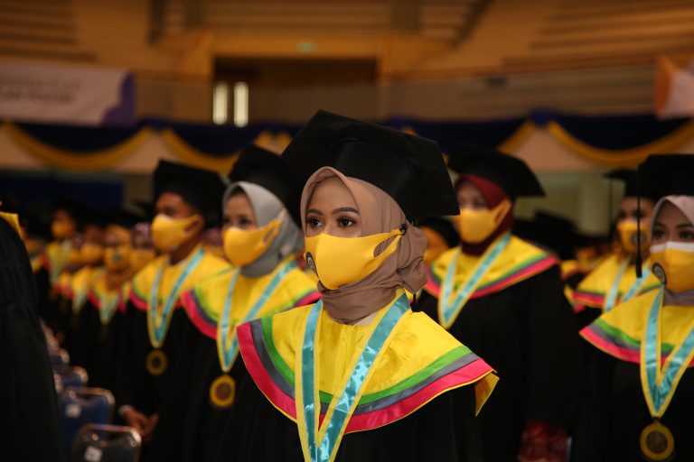 Wisuda News